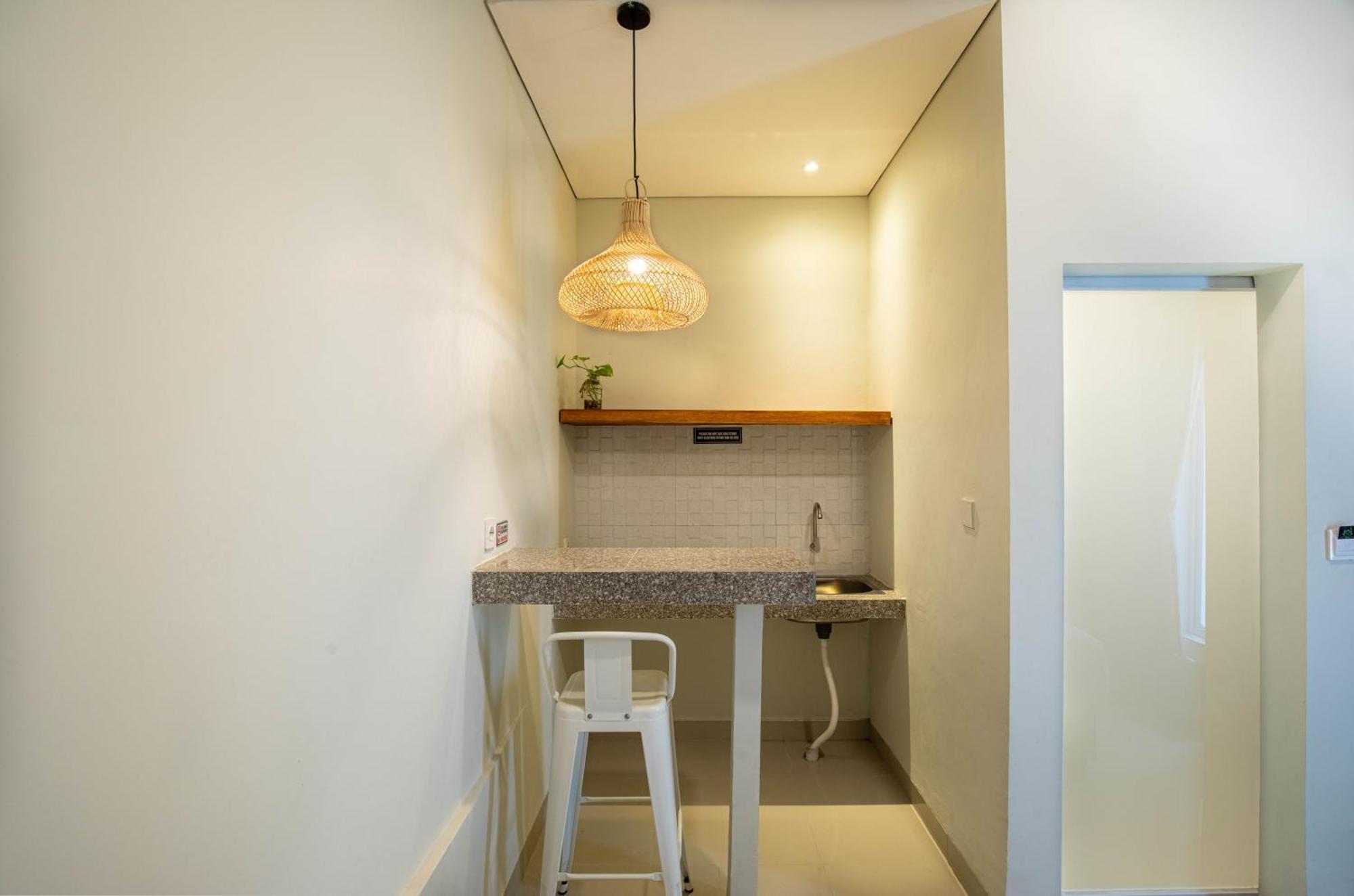 Baliem Coliving Aparthotel Jimbaran  Exterior photo
